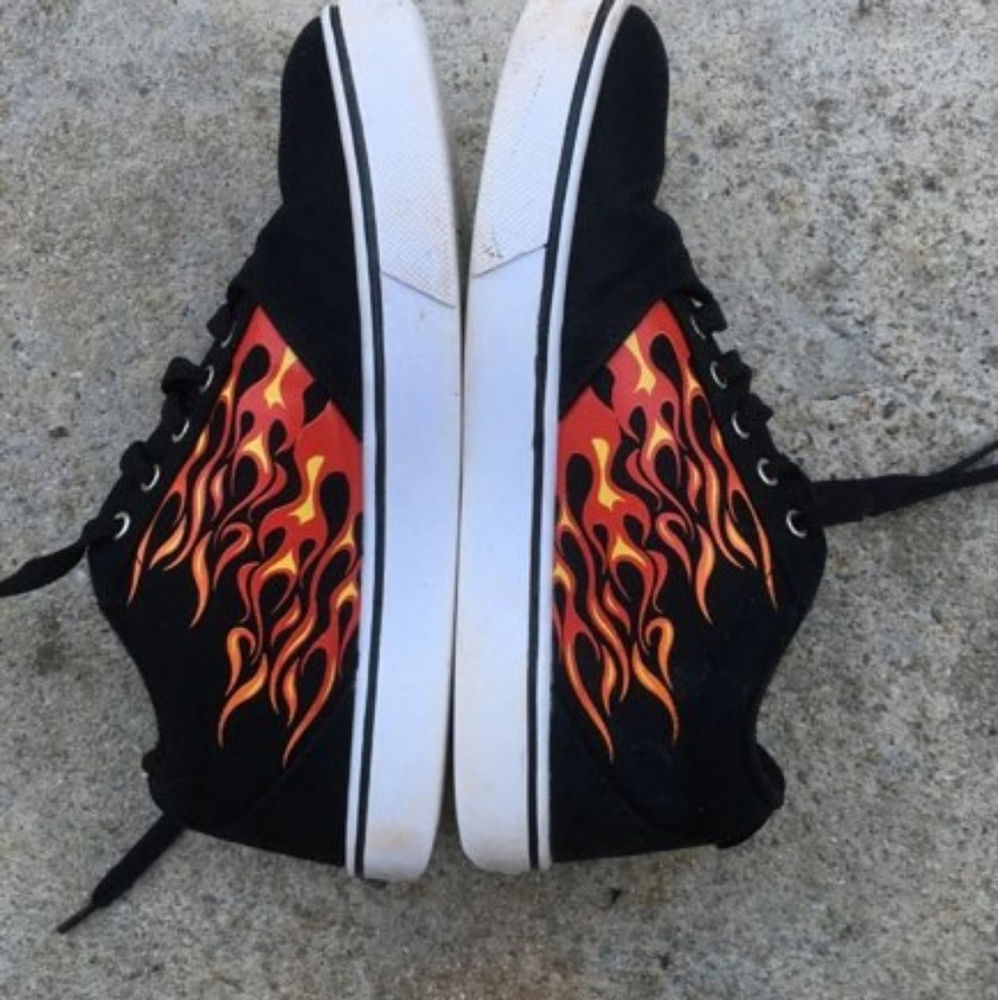 Heely Shoes